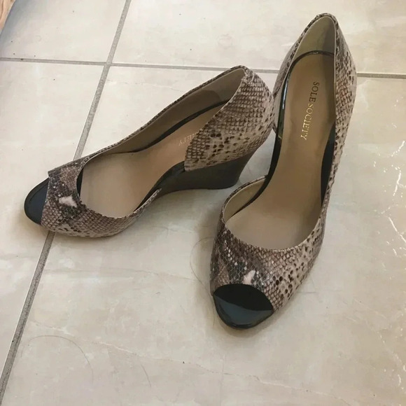 NIB Sole Society Leather Snake Pep Toe Wedges - Picture 8 of 12